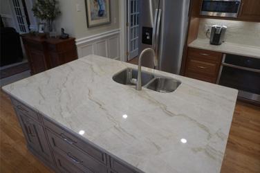 Timeless Oak Kitchen