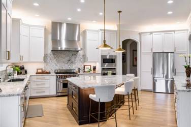 Mouser Frameless Kitchen