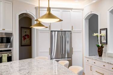 Mouser Frameless Kitchen