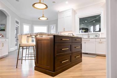 Mouser Frameless Kitchen